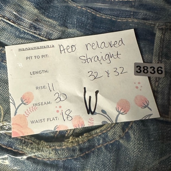 American Eagle relaxed straight distressed men's boho jean. 32x32 - Picture 6 of 8